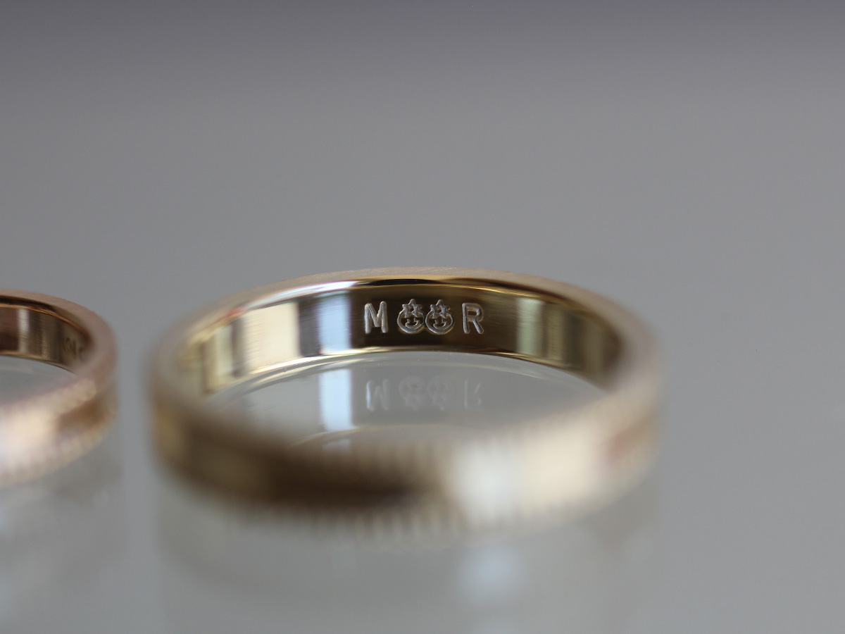 結婚指輪　刻印　個性的