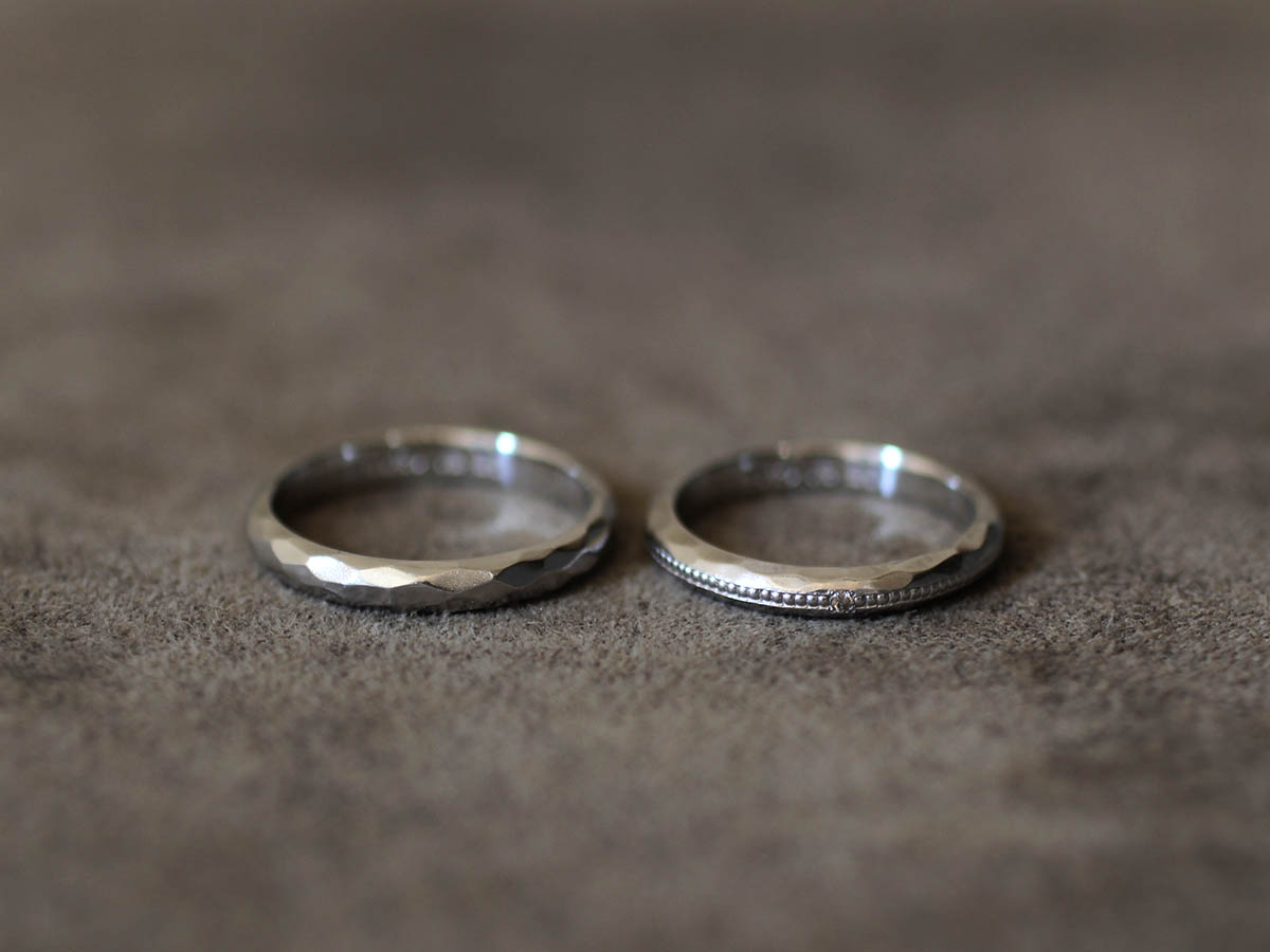 プラチナのシンプルな結婚指輪